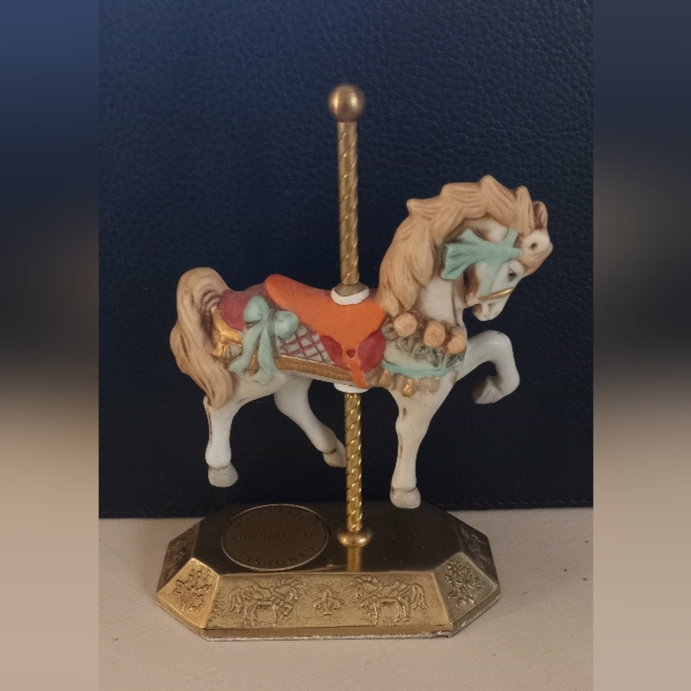 Elegant Horse Westminster Carousel Collection
